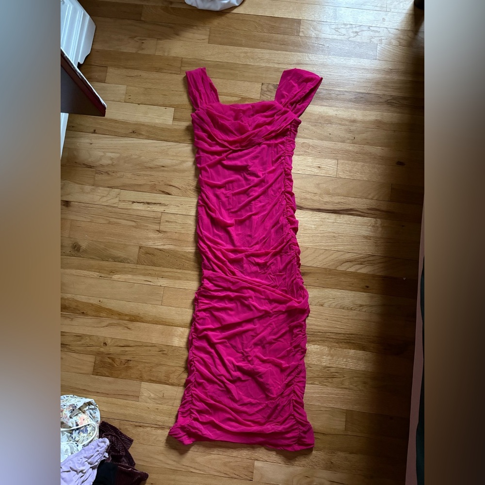 Elegant Fuchsia Maxi Dress